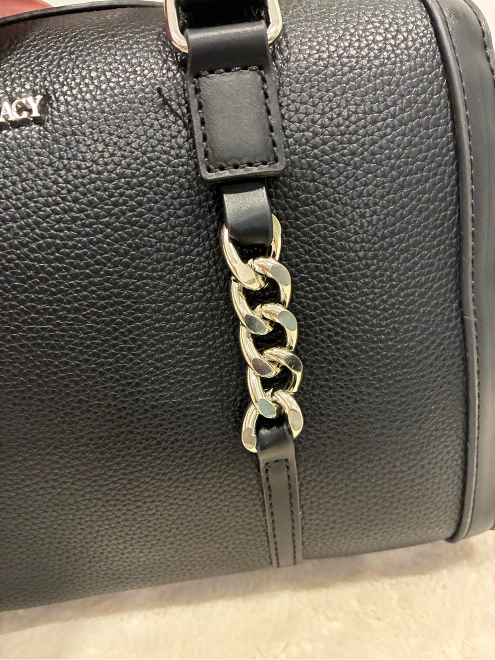 Ellen Tracy Madison Pebble Grain Barrel Crossbody Bag Black NWT - Picture 9 of 13